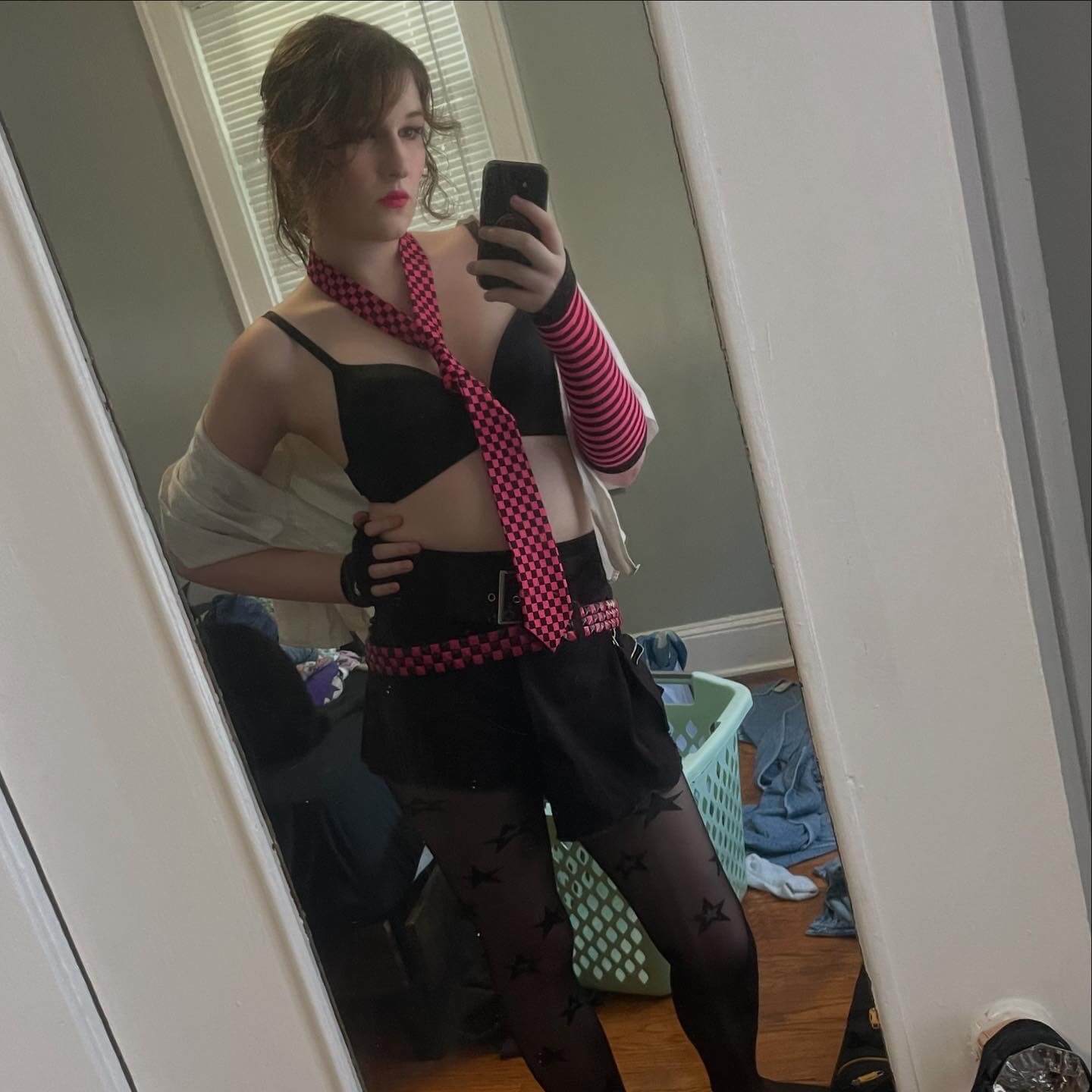 cooler mirror selfie